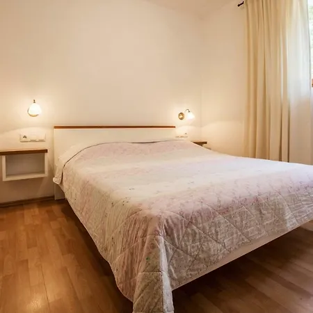 Pod Borom Appartement Sveta Nedelja (Hvar)